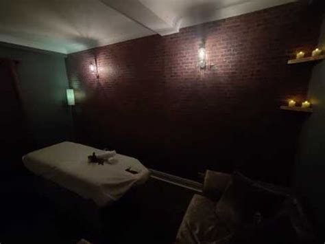 massage rooms to rent in london|romford road therapy rooms.